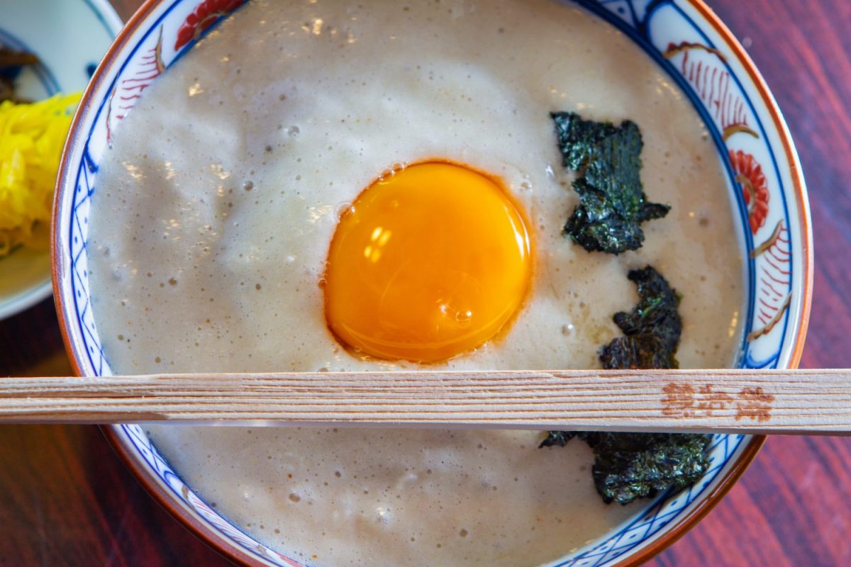 とろろ丼(TORORO-DON) 2,100円 - そば・うどん・丼 祇園権兵衛